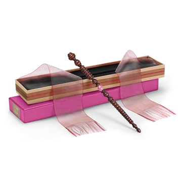 Dolores Umbridge varázspálcája Olivander díszdobozban