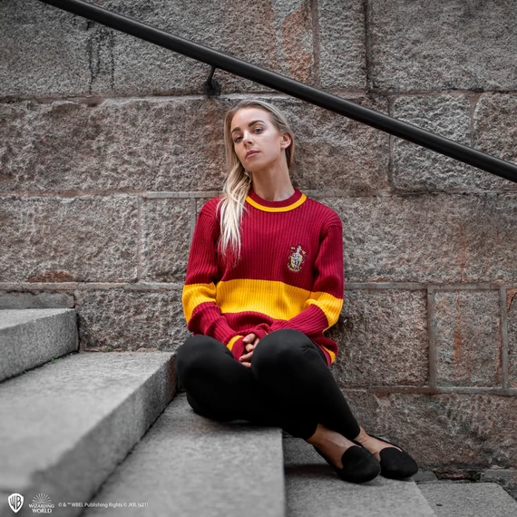 Griffendél Kviddics Pulóver – Hivatalos Harry Potter Kollekció