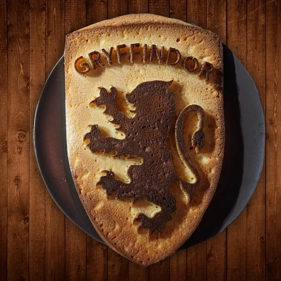 Griffendél Szilikon Sütőforma – Hivatalos Harry Potter Kollekció